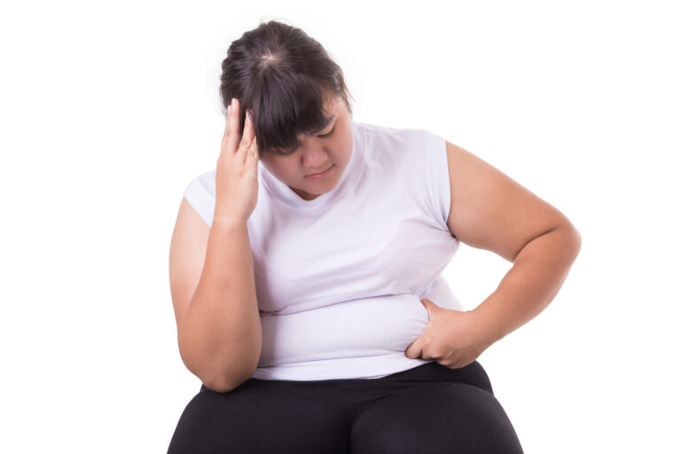 fat asian woman wear white t shirt worried about her body size scaled 1 768x512 - CLUBE DAS MAGRAS E SEM BARRIGA